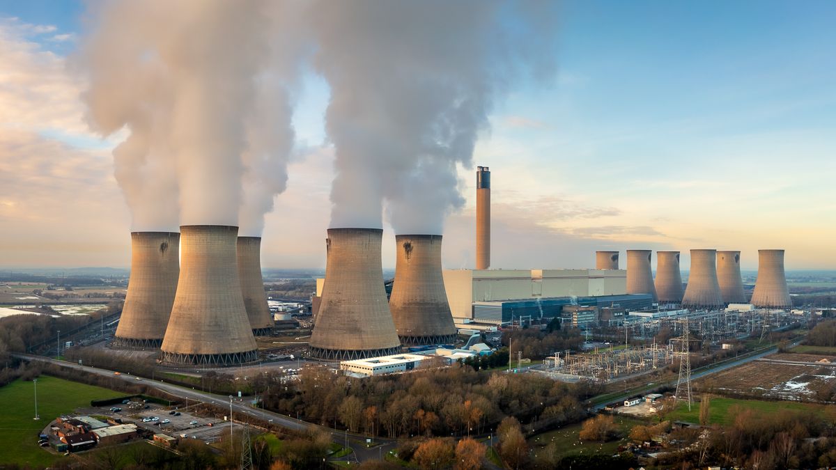 Power Plants & Wind Farms